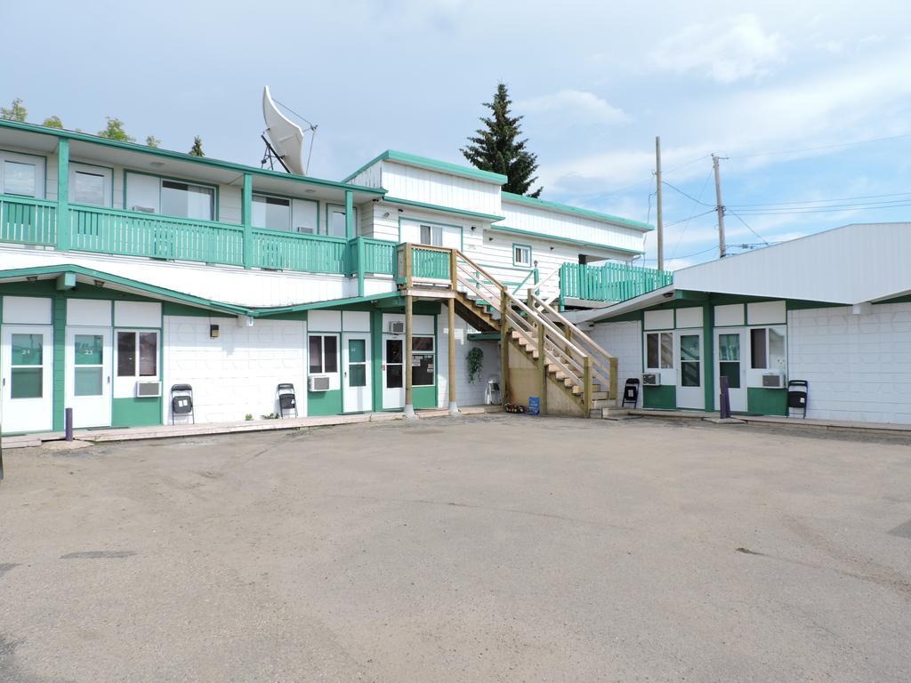 Bio Vista Motel Wainwright Exterior photo